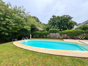 Maisons de vacances Maison Angelo - Piscine - Jardin - 6p : photos des chambres
