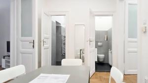 CityCenter67 Apartment