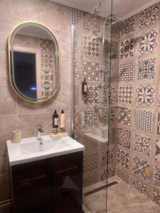 Xilis Relax and Chill Apartment, Netflix, Peaceful Location in Brasov