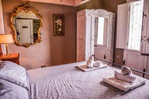 by Casamerina, House with private pool 30km from Siena & Arezzo