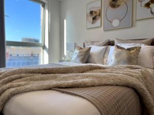 Brand New Quay Side Luxury Apart - Akala Suite