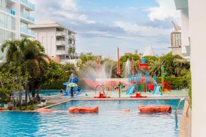 My Resort Hua Hin - Top Floor, 104m2, Terrace, 8 Pools, 5 Min Beach & Cicada