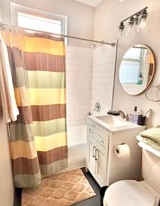 Quiet 1BR, Eat-In Kitchen, Close to Midway