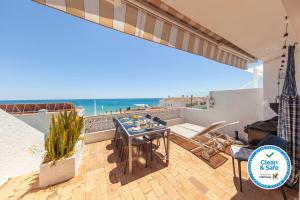 Beco do Poço Beach Townhouse in Praia da Luz - 4-star hotels in Luz