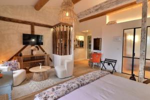 Maisons d'hotes LA BASTIDE DES CULS-ROUSSET : photos des chambres