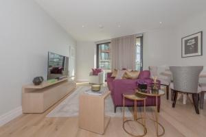 Amazing 2BR Flat in Nine Elms just 5 minutes to Tube