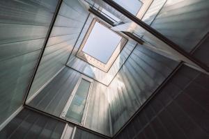 175m Trendy Loft in Luxury District with Premium Amenities