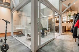 175m Trendy Loft in Luxury District with Premium Amenities