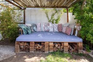 Fresnaye Home on Ave La Croix