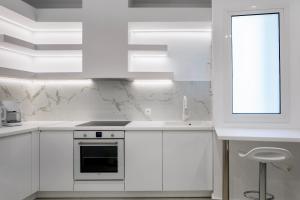 Acropolis Museum Apartment by A&A Residencies