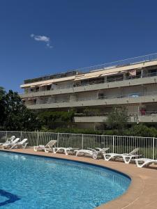 Studio in Saint tropez, swimming pool and parking