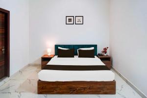 Super Collection O Sector 86 Noida