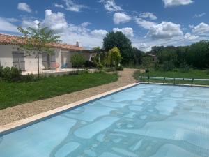 Villas A L-OMBRE DES GLYCINES maison avec piscine 7 personnes : photos des chambres