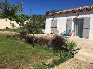 Villas A L-OMBRE DES GLYCINES maison avec piscine 7 personnes : photos des chambres