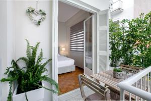 Acropolis Rhea Apartment by A&A Residences