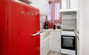 Acropolis Rhea Apartment by A&A Residencies