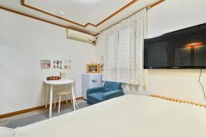 BEST HOST 지비1 New특가 신림역 3분 4명 COZY 조식 주차 강남 홍대 성수