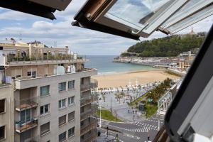 Playa de La Concha 7 by FeelFree Rentals