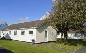 Trem-y-mor, 6 Gower Holiday Village