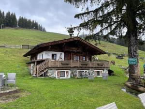 Haus Jägersruh - 3hvězdičkové hotely ve městě Saalbach Hinterglemm