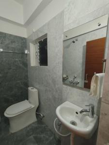 Elite Hotel HITECH
