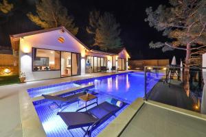 Doğa Manzaralı Villa Kozalak Kalkan