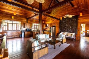 Luxury Villa Miramar Lotus House