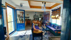 Clive and Bifis house