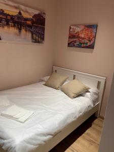 eternal - vatican trionfale