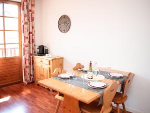 Appartement 2 pièces cabine pour 6 personnes avec piscine, proche Saint-Lary-Soulan - FR-1-504-178