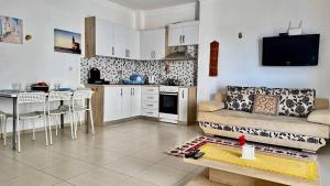 Rossana Sea View Apartment