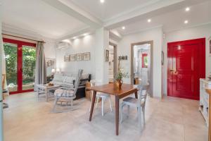 Cozy 2-bdrm-house With Garden