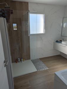 Villas Magnifique maison proche des plages : photos des chambres