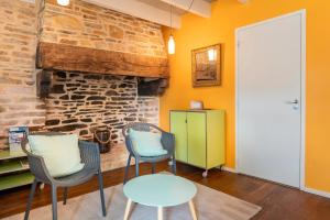 B&B / Chambres d'hotes Chambres d-hotes avec piscine : photos des chambres