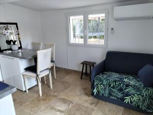 Sejours a la campagne Studio garrigue saint didier : photos des chambres