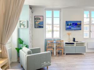 Appartements Studio vue sur les Halles de Toulon 2 Couchages : photos des chambres