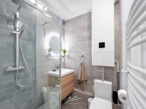 Appartements Studio vue sur les Halles de Toulon 2 Couchages : photos des chambres