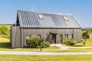 1 The Vista - Hot Tub - Pet Friendly - Parking