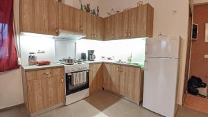 Popi Studio 2, Mochos Square