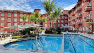 Apartamentos Lagoa Quente Hotel