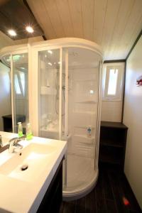 Chalet 3 étoiles - Piscine - eebbib