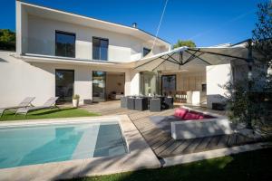 Maisons de vacances Villa Moderne Avec Piscine A Castelnau-Le-Lez : photos des chambres