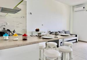 Spring Sea View Apartment