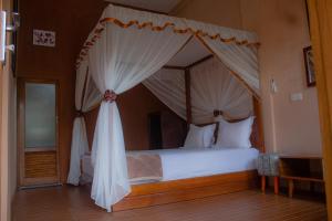 Sempurna Guest House & Jungle Trekking