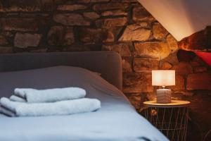 "Sans-soucis" ancienne ferme pleine de vie