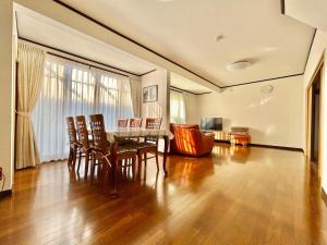 広々な150平米無料駐車場一台 - Ubytování bez kategorie ve městě Nagoja