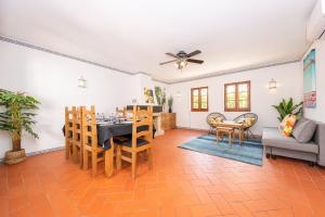 Algarve 3-Bedroom Villa w Pool, Beaches & Golf