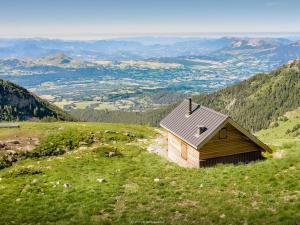 Maisons de vacances Spacieux T2 avec Jardin a Proximite du Telesiege – Ideal pour 4 Personnes - FR-1-393-166 : photos des chambres