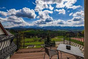 Skowyrowe Wzgórze - Pokoje z pięknym widokiem na góry