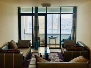 Wow Amazing BurjKhalifa,Sea,SunSet,Ship View,1BHK Furnish Apartment-Airport,Metro,Mall,Golf,Bus Nearby